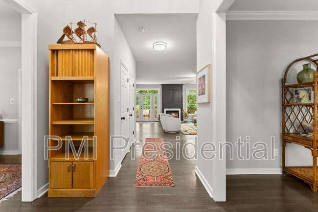 Building Photo - 1809 Winding Way