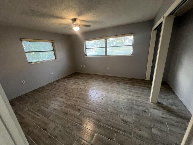 Building Photo - 63 S Davis St