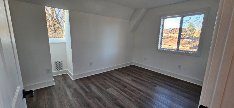 Building Photo - 19 N Trooper Rd