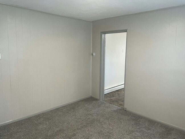 Building Photo - 624 Knox Ct