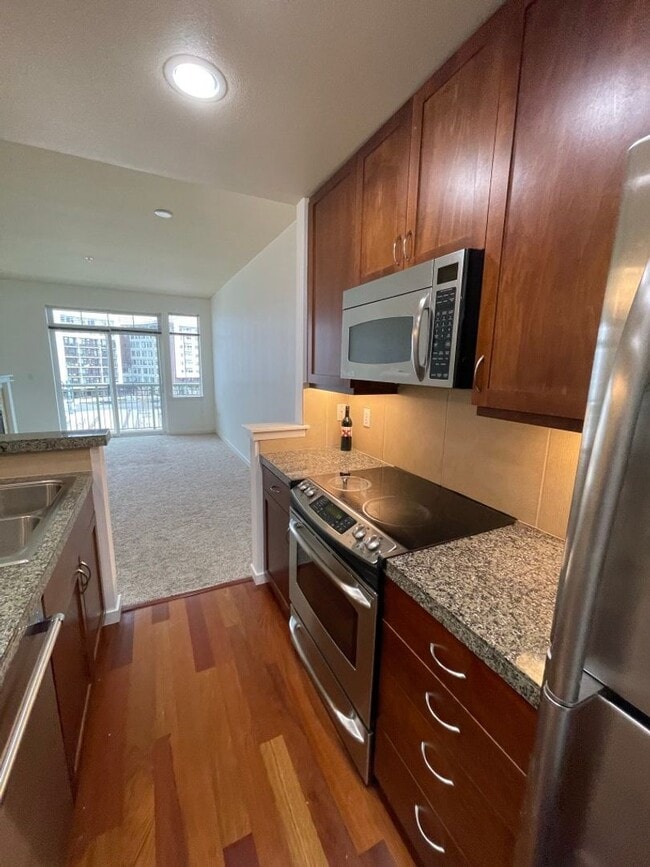 Building Photo - 1Bd/1Ba Redmond Condo