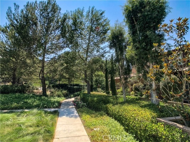 Building Photo - 18 San Sovino