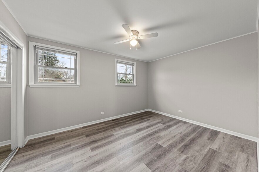 Building Photo - 5441 Benton Ave