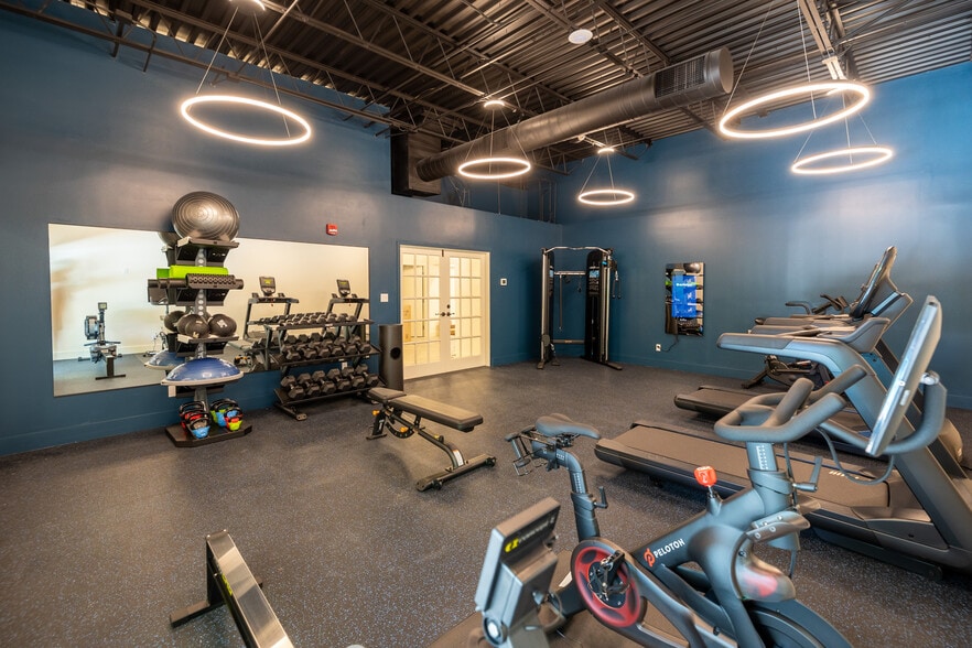 Building Photo - The Harrison Apartments