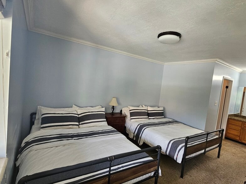 Upstairs Bed Room - 3615 N Wolf Creek Dr