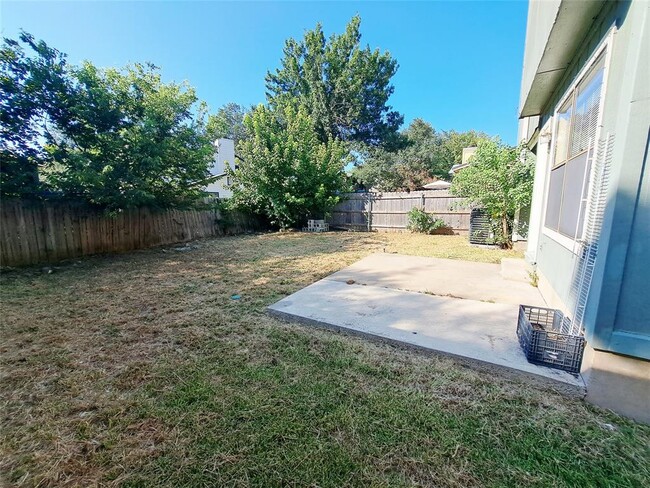 Building Photo - 12917 Steeple-Chase Dr