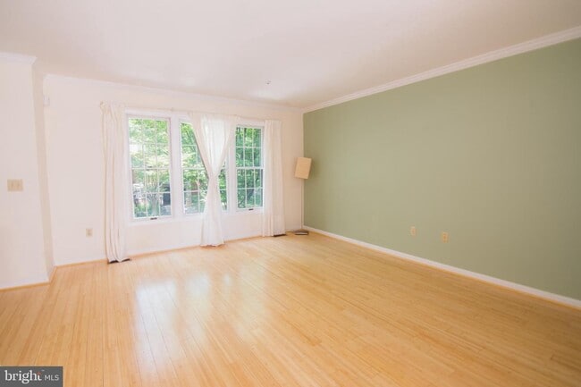 Building Photo - 127 Swarthmore Ave
