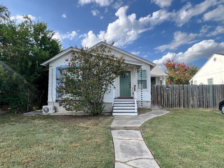 Primary Photo - 927 Donaldson Ave