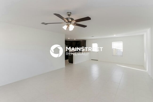 Building Photo - 3 Bedroom Pet-Friendly Home in Crandall, T...