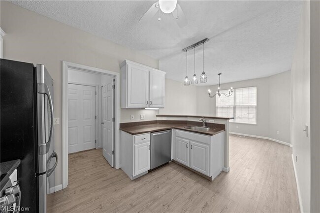 Building Photo - 2547 Wyndgate Ct