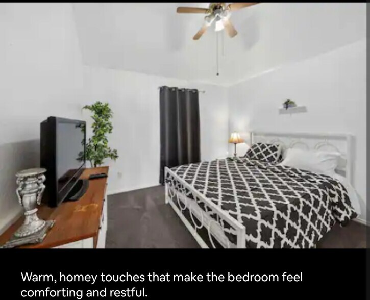 Building Photo - 1007 Vancouver Dr