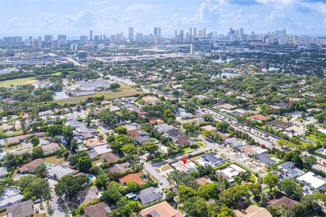 Building Photo - 2120 NE 204th St