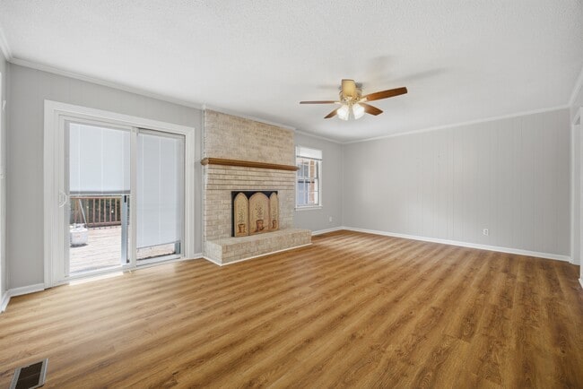 Building Photo - 1441 Bayberry Pl