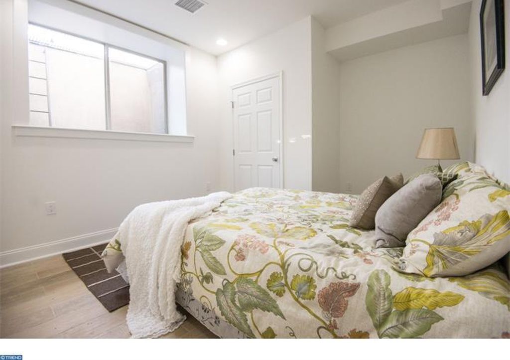 Building Photo - 1213 Noble St