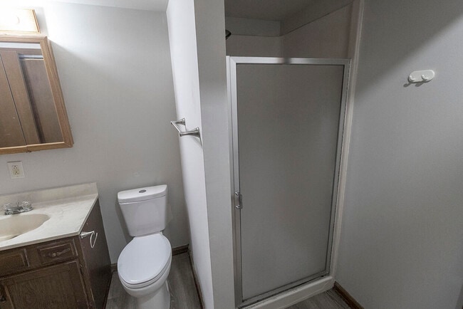 Building Photo - 4467 Santa Anna Dr