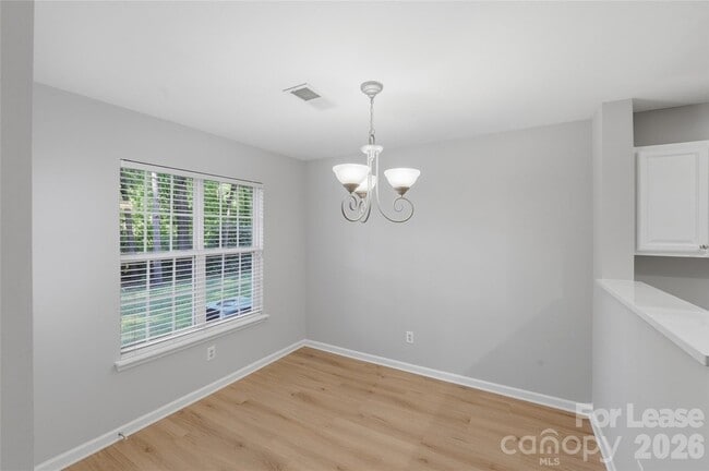 Building Photo - 8144 Christmas Ct