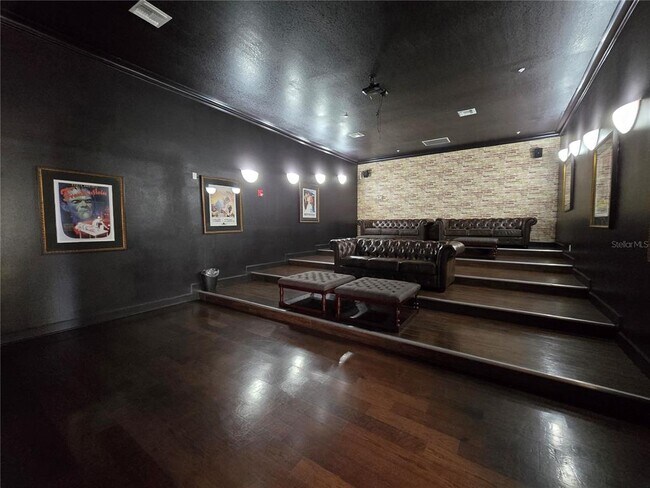 Building Photo - 1910 E Palm Ave