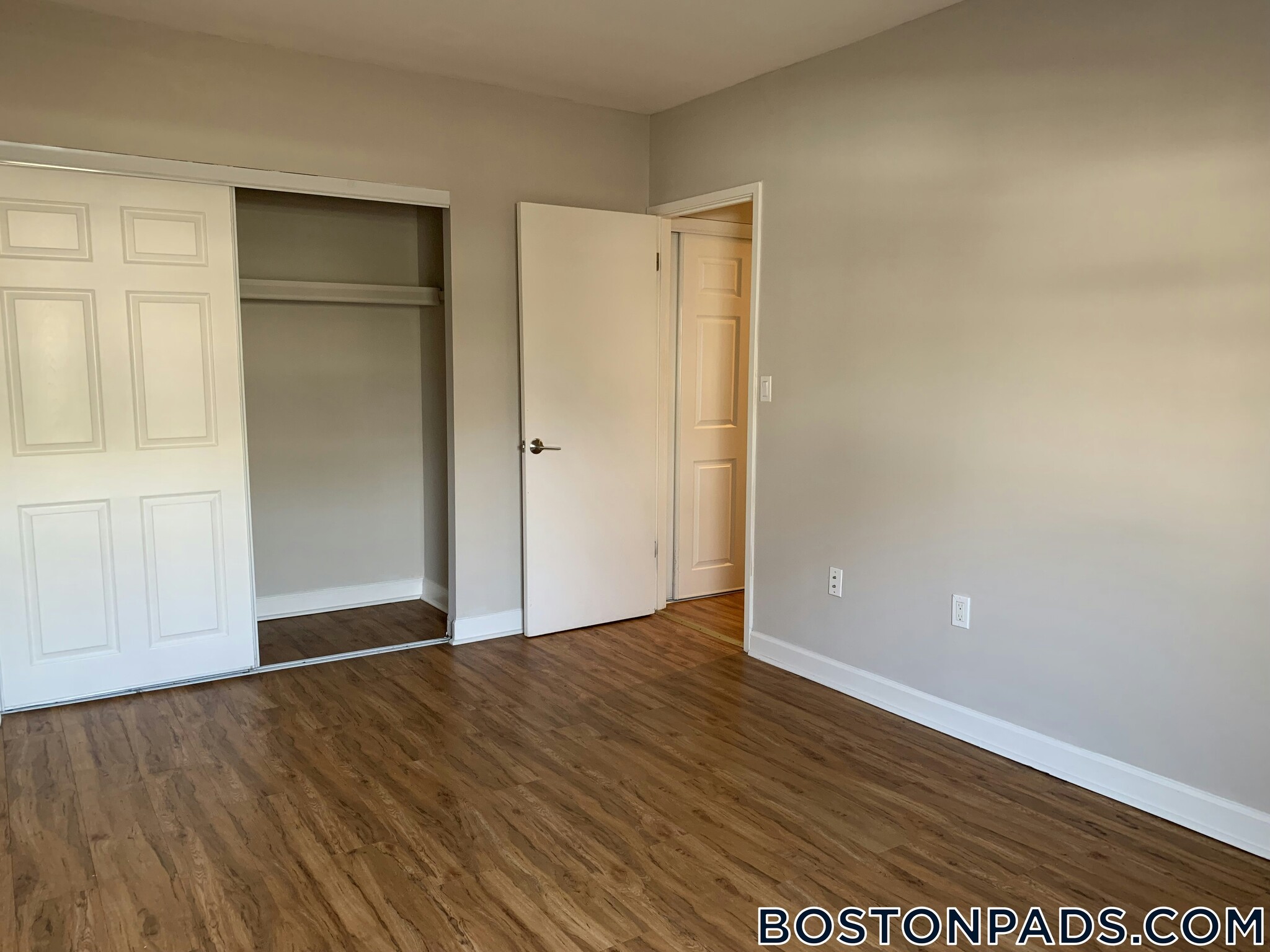 Building Photo - 9 Bronsdon St