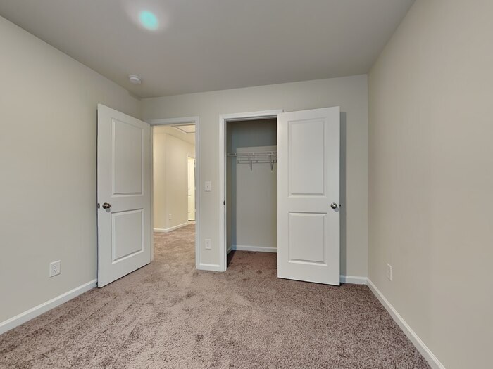 Building Photo - 129 Boat Clb Ln