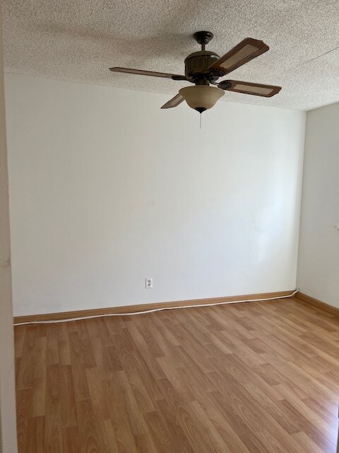 bedroom - 1640 Berkeley St