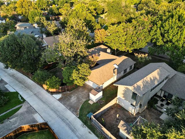 Building Photo - 2942 Forest Hills Ln