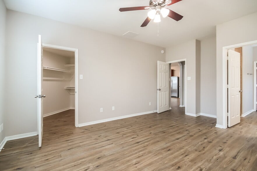 Building Photo - 21114 Normand Meadows Ln