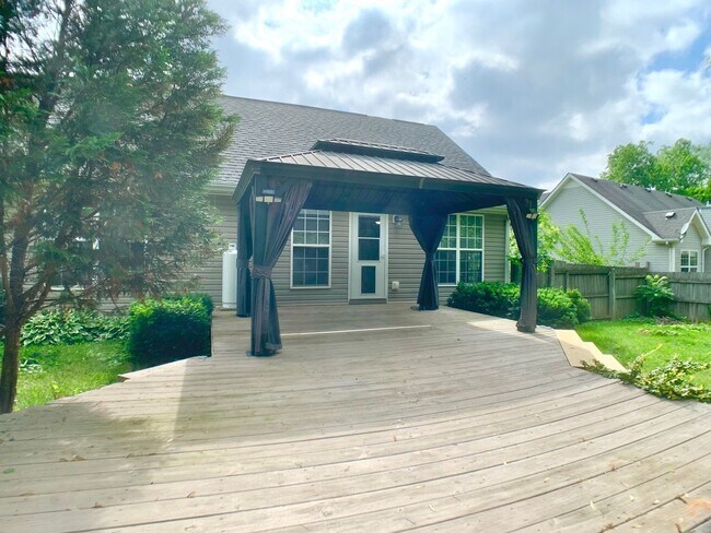 Building Photo - 4069 Challis Dr