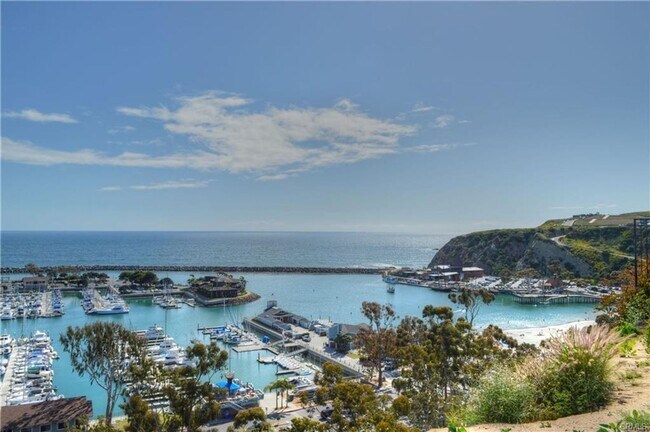 Building Photo - Condo in Niguel Terrace short walk to beach access