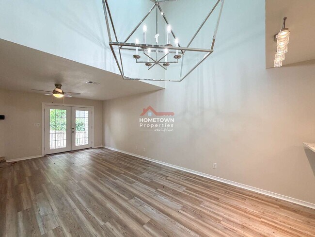 Building Photo - 4221 Brookside Dr