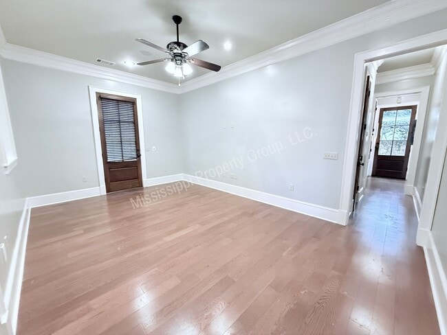 Building Photo - 3BR/3.2BA For Rent