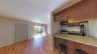 Building Photo - 1025 Valencia Dr SE