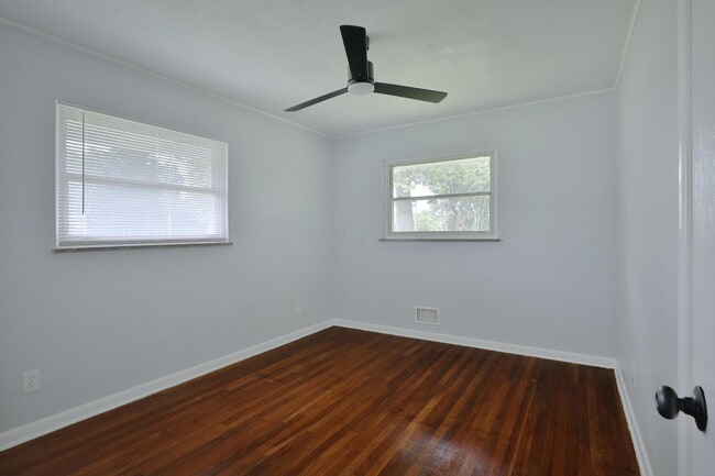 Building Photo - 4474 Starret Rd