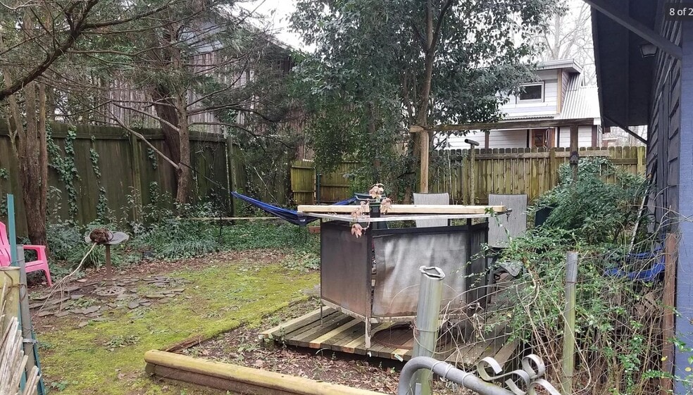 Building Photo - 185 Nantahala Ave