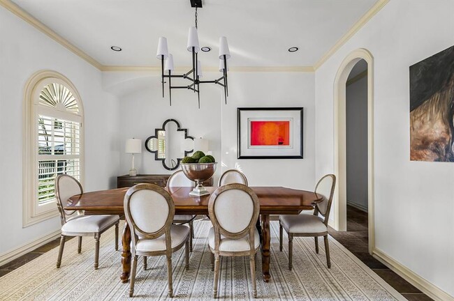 Building Photo - 5902 Saratoga Cove