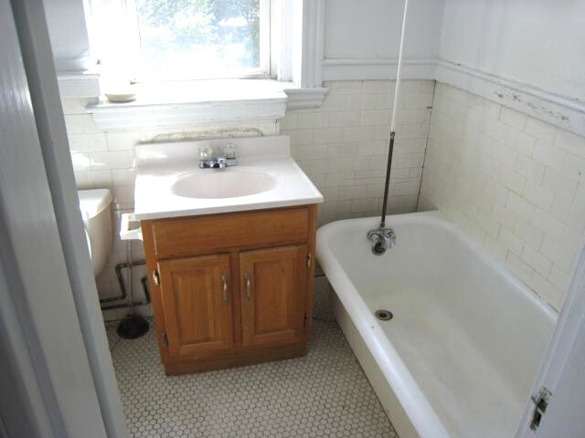 Building Photo - 28 Quint Ave