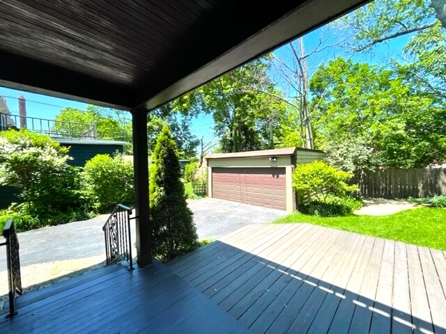 Building Photo - 3403 Dellwood Rd