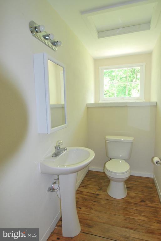 Building Photo - 23131 Oakham Farm Ln
