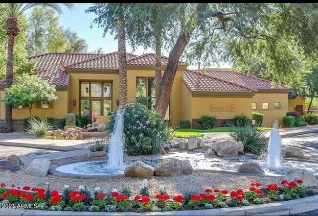 Building Photo - 4925 E Desert Cove Ave