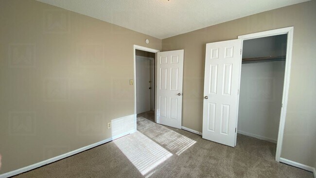 Building Photo - Excellent 4 Bedroom Home in Pleasant Grove
