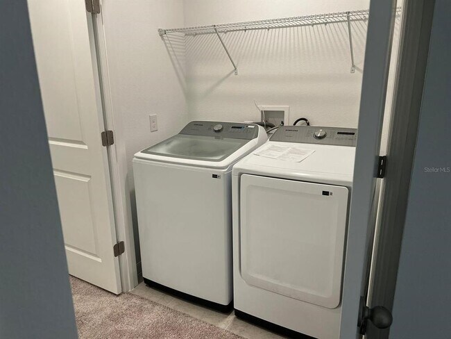 Building Photo - 741 Longboat Dr