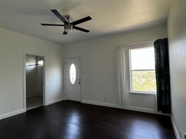 Building Photo - 3573 Ranch Rd 620
