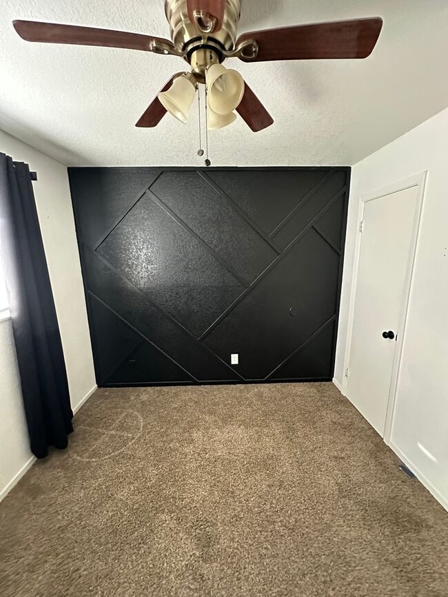 Building Photo - Home for rent