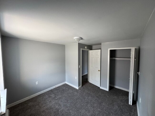 Primary Photo - 663 2nd Ave