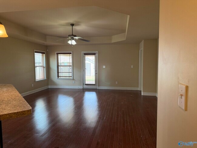 Building Photo - 612 Durbin Ln SW