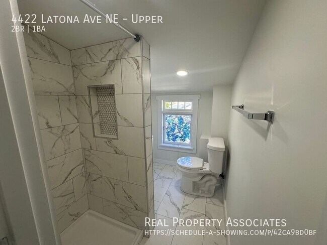 Building Photo - 4422 Latona Ave NE
