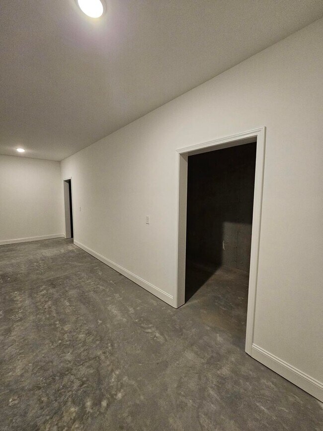Building Photo - Brand-New Construction in Karns – Washer &...