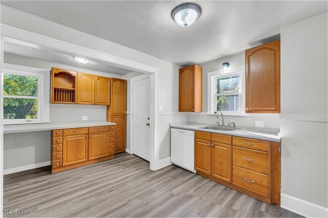 Building Photo - 5223 Clement Ave