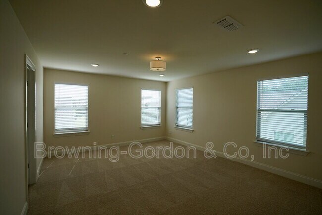 Building Photo - 797 Ravensdowne Dr