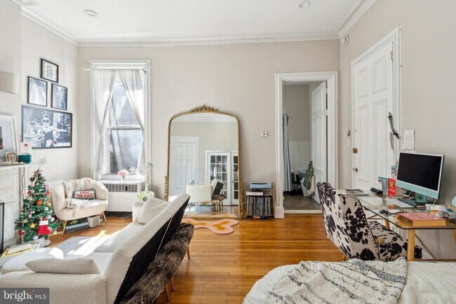 Building Photo - 2008 Spruce St