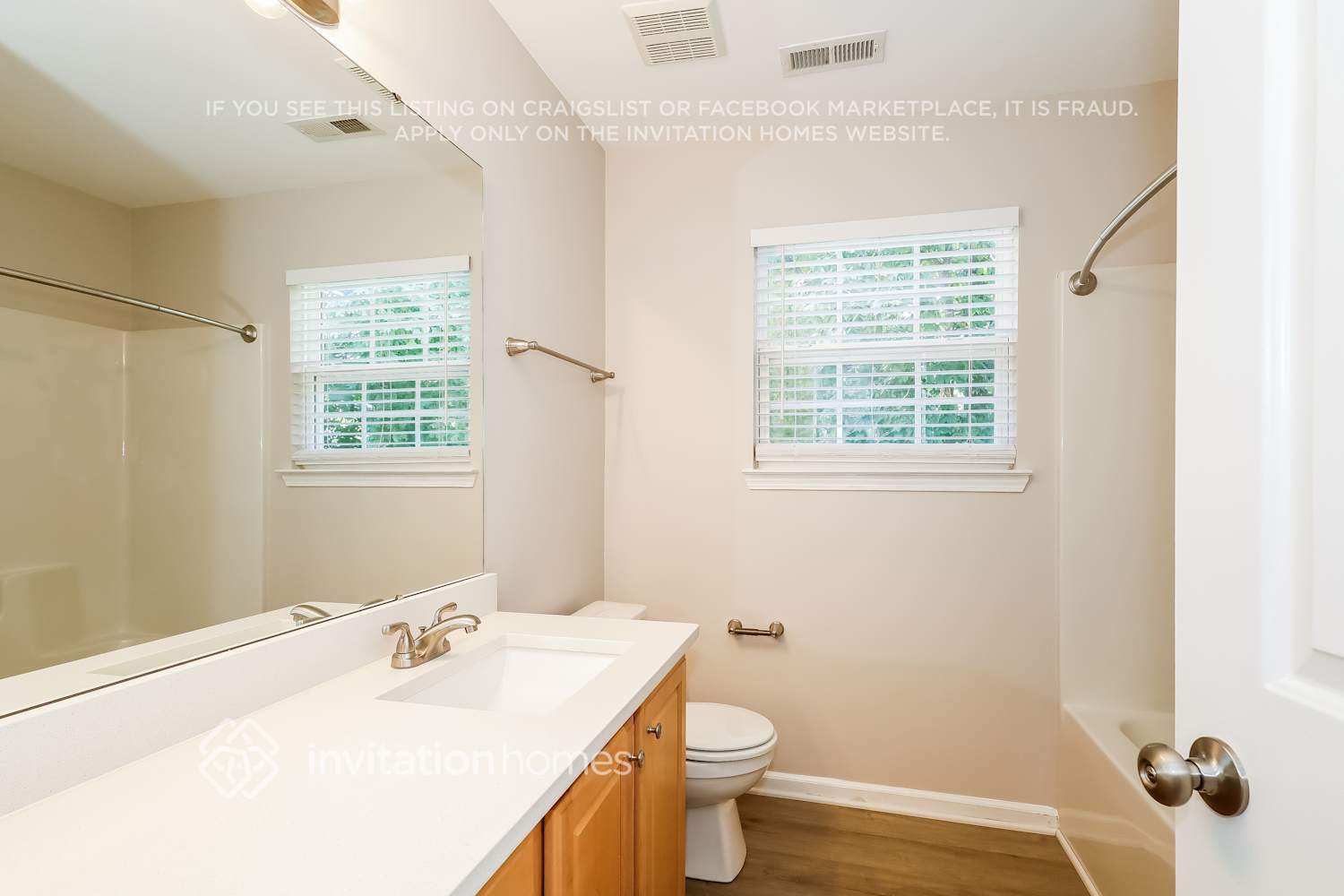 Building Photo - 7918 Antique Cir